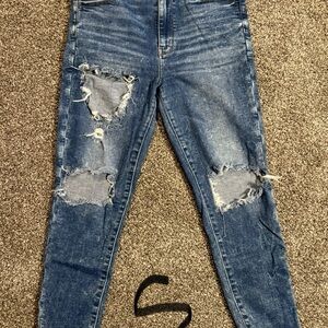American Eagle Outfitters High Rise Distressed Blue Jeans
